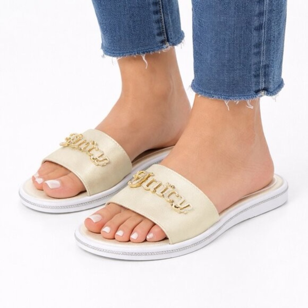 Juicy Couture Yappers